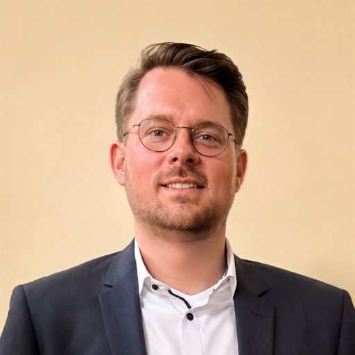 Dr. Matthias Golz